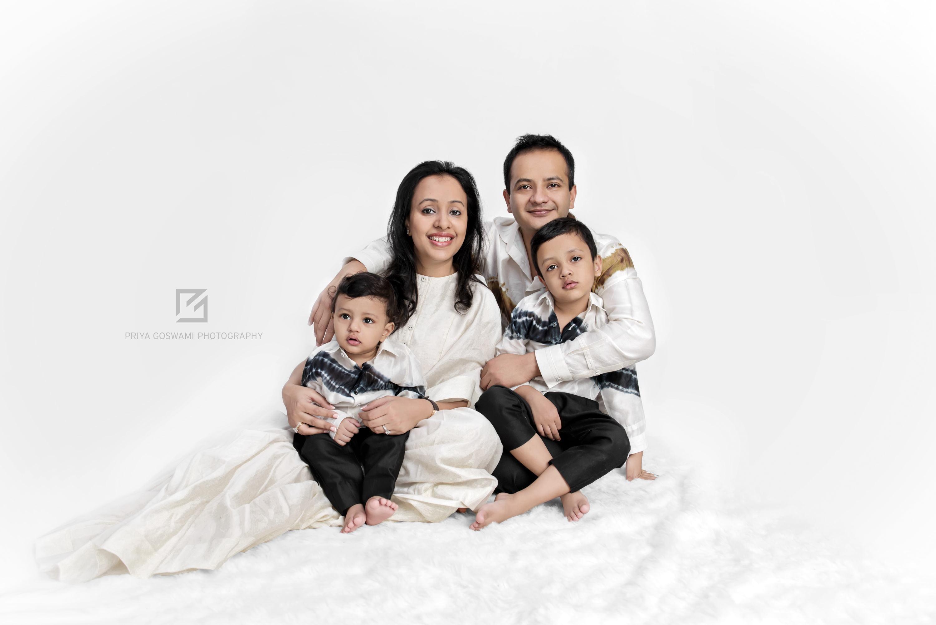 Family Photography by Priya Goswami